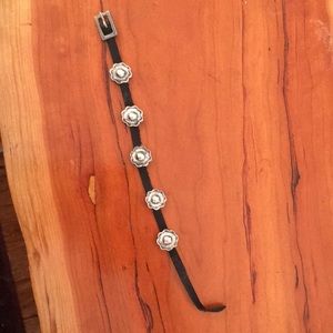 Vtg silver and leather bracelet